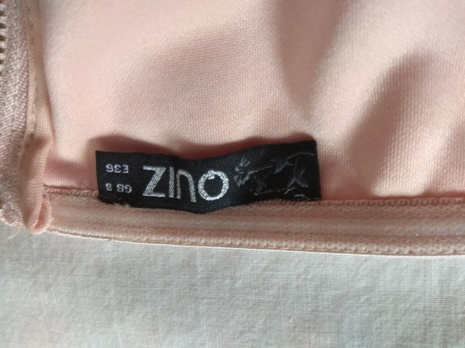 Śliczny crop top s.