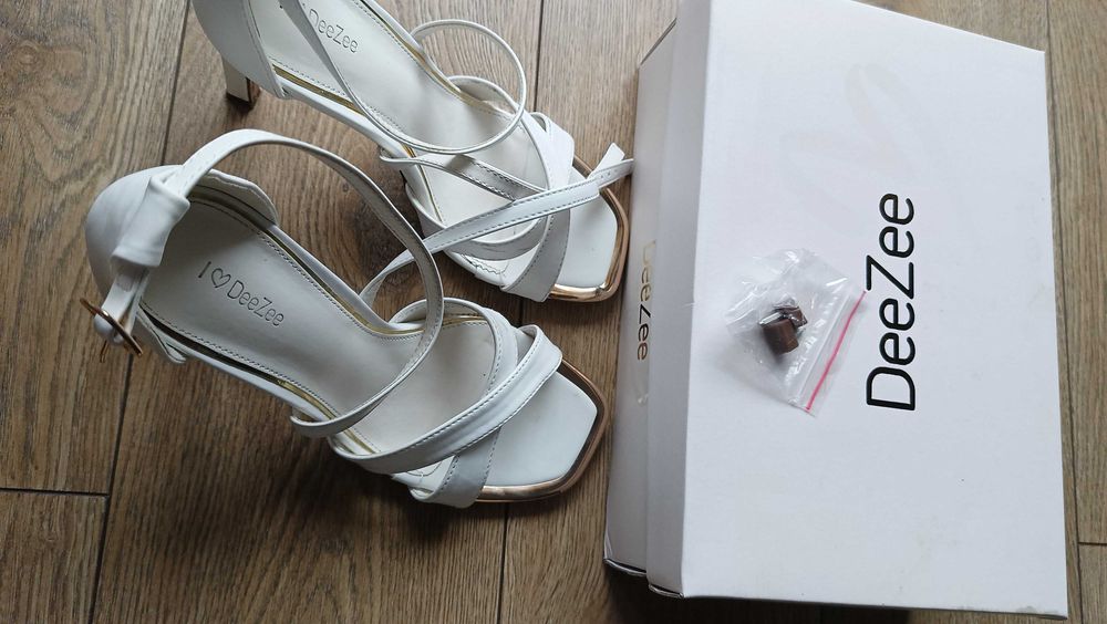 Sandałki damskie Deezee
