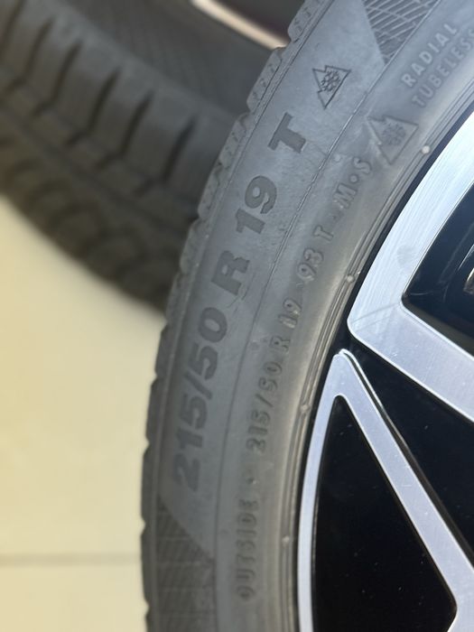 Диски оригінал r19 VW ID3 215/50r19 Continental шини зимові 10A601025H
