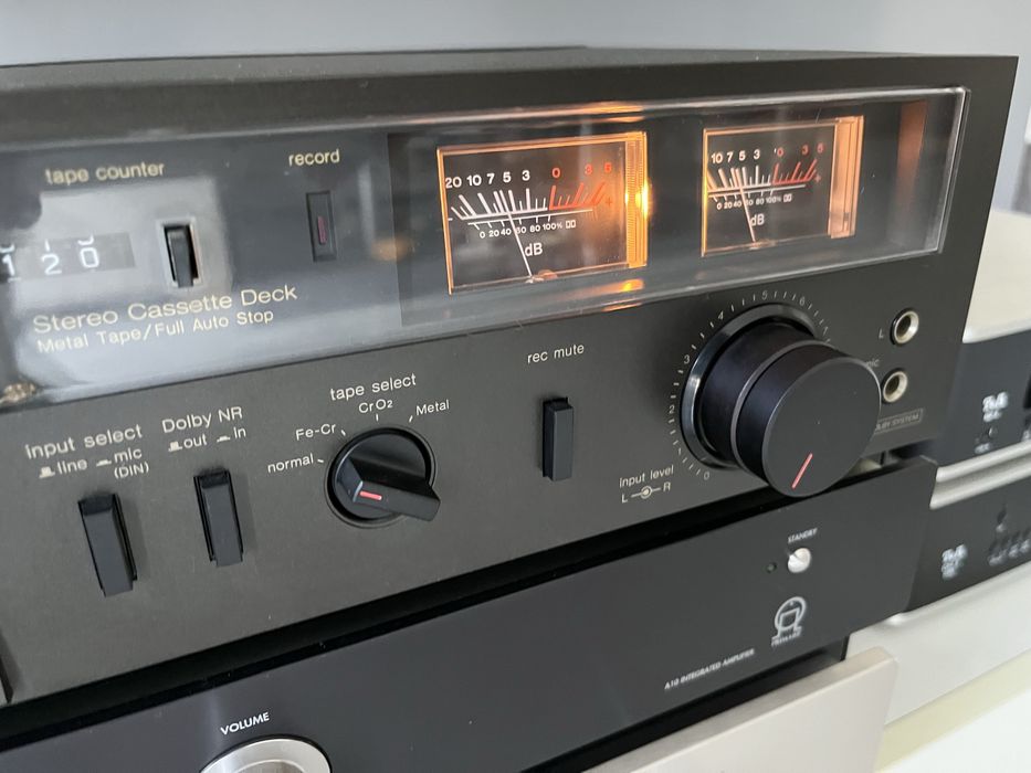 Magnetofon Technics RS M13