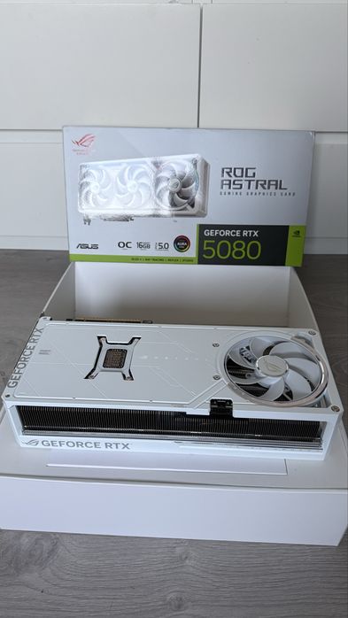 Asus rog rtx 5080 astral oc 16gb