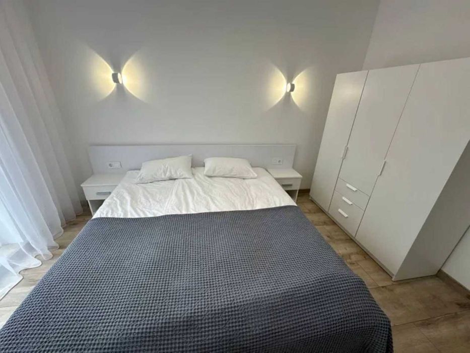 Оренда 2-кімнатної квартири 60 м² , вул Залізнична , 800  $