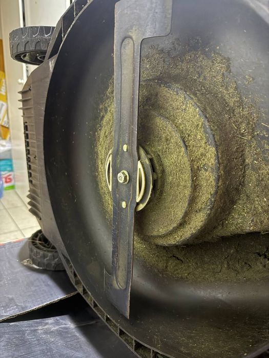 Аккумуляторная газонокосилка DNIPRO-M DLM-200BC DUAL: Мощность и Комфо