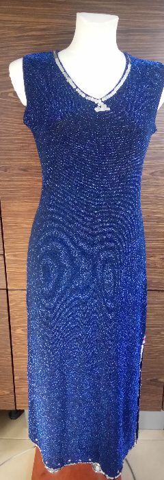 Długa sukienka suknia wieczorowa kolor granatowy rozmiar 44 cekiny