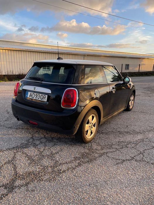 Mini Cooper D 1.5 diesel full extras