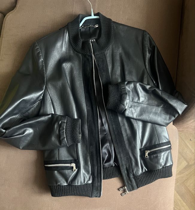 Куртка жіноча «Бомбер»