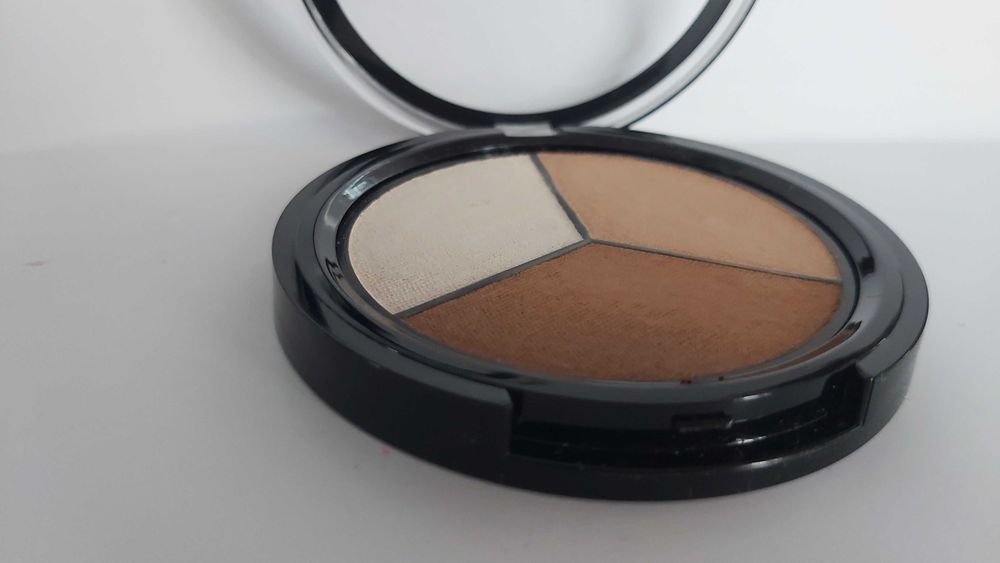 DEBORAH Trio Contour Palette paleta do konturowania twarzy 01 5g