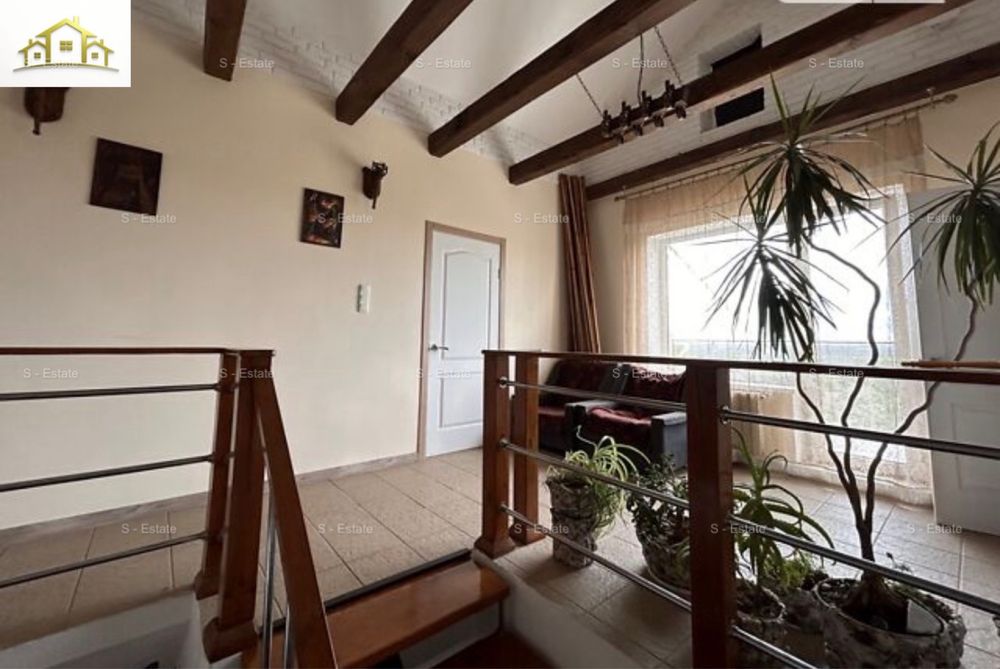 Продам дом Бабаи 255м2 7 комнат 8 соток