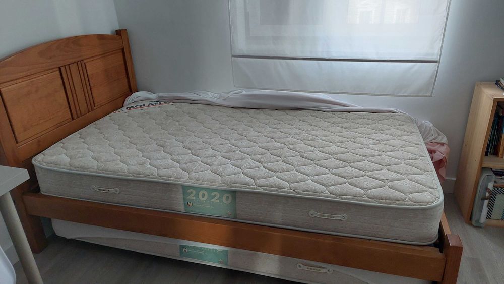 Single bed64738962247682123