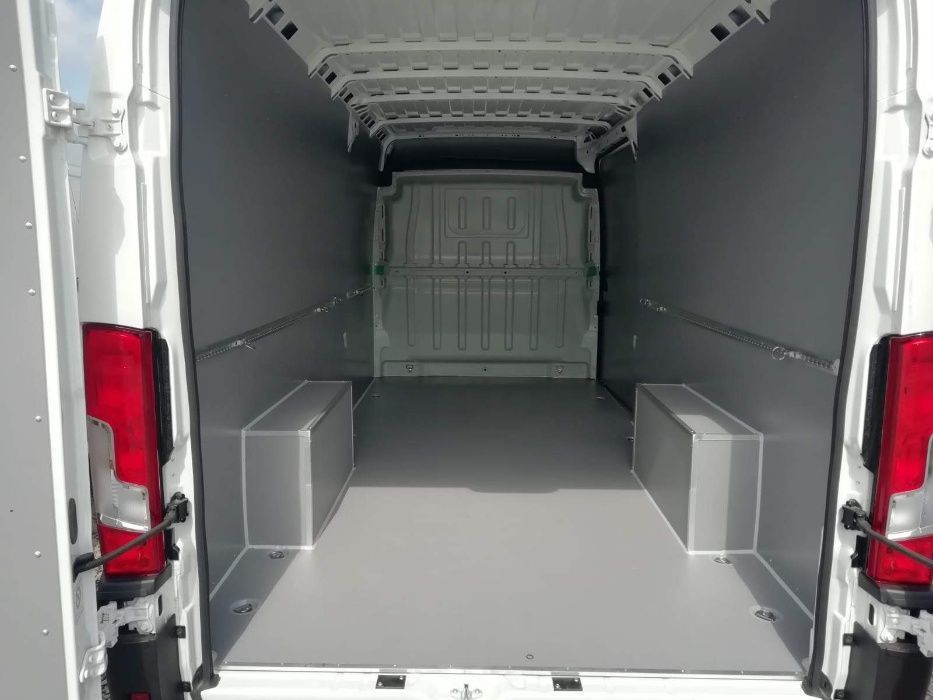 Zabudowa samochodu auta busa dostawczego Fiat Ducato L4H2