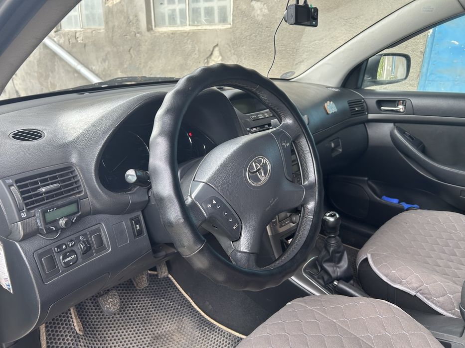 Тойота авенсіс, 2.2 дизезь