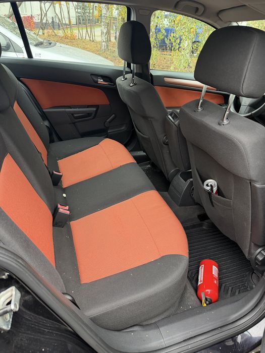 Opel  Astra H 1.6