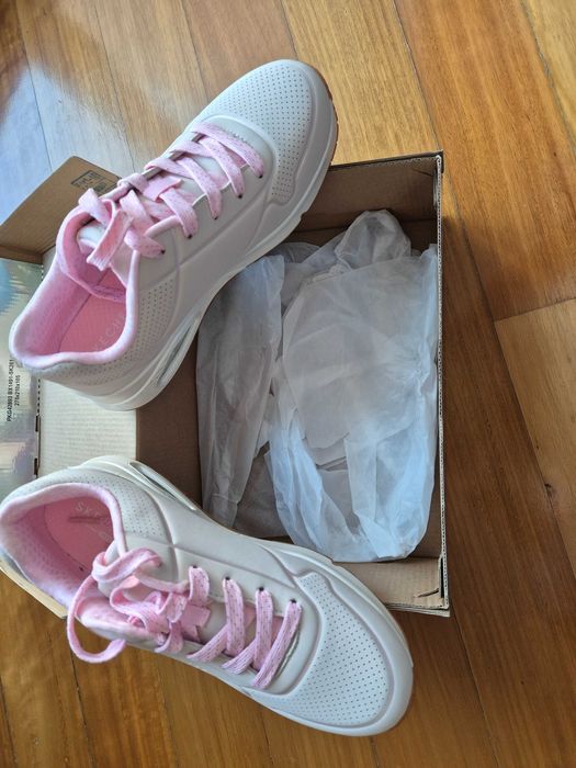 Sapatilhas Skechers Novas – Nunca Usadas