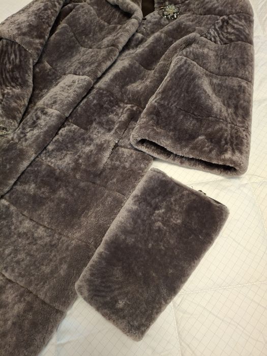 Шуба мутонова,  срібляста