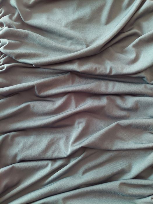 Sukienka asymetryczna