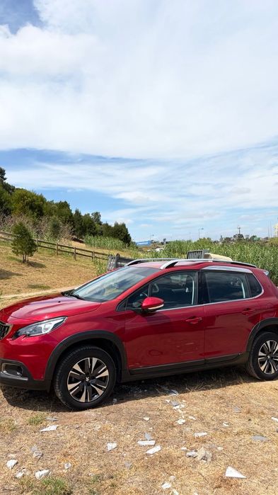 Peugeot 2008 — fotografia 3
