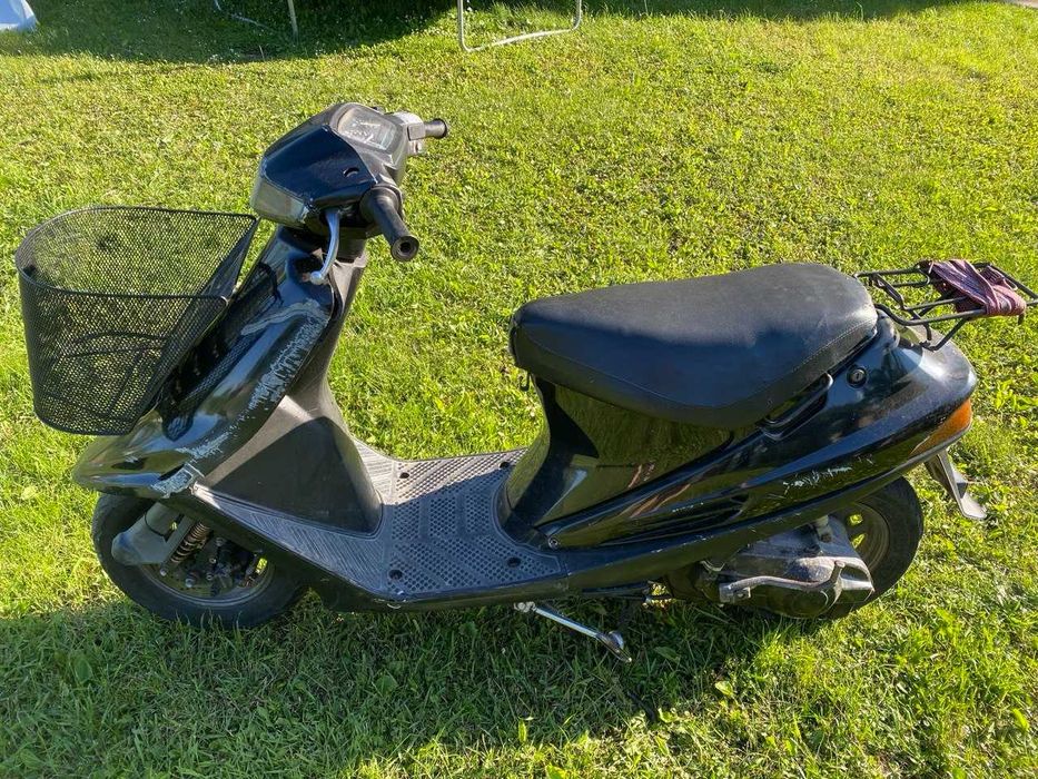 Suzuki Adress V100