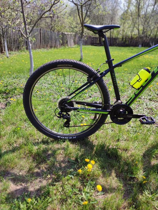 Продам велосипед Scott на 29 колесах