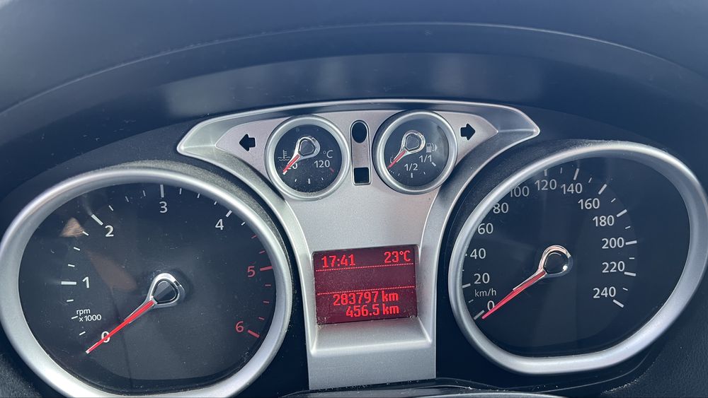 Ford Kuga 2009 | 2.0 Diesel | Bezwypadkowy, Oryginalny Lakier + 2 Komplety Kół!