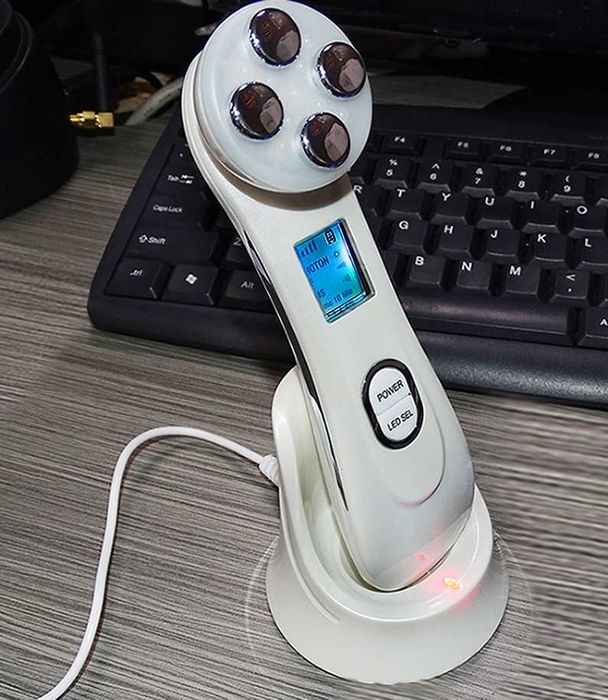 Апарат омолодження & підтяжки шкіри обличчя RF ліфтинг / мезотерапія