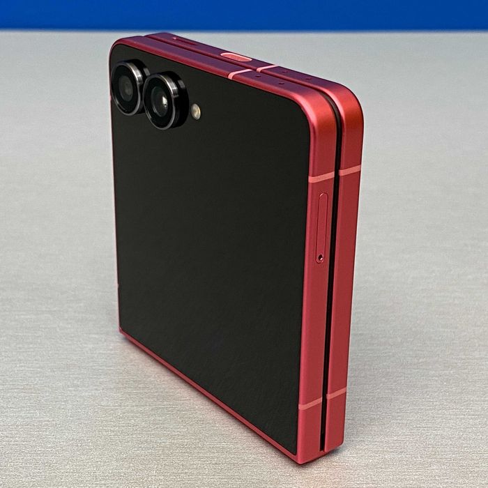 Samsung Galaxy Z Flip7 | 12GB/256GB | Coralred | NOVO