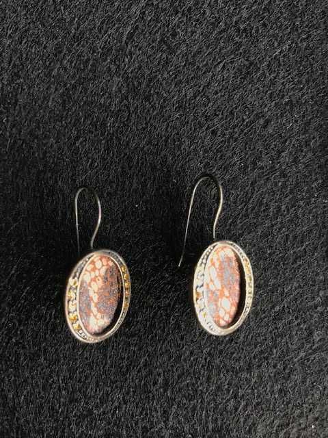 Conjunto de colar, pulseira e brincos