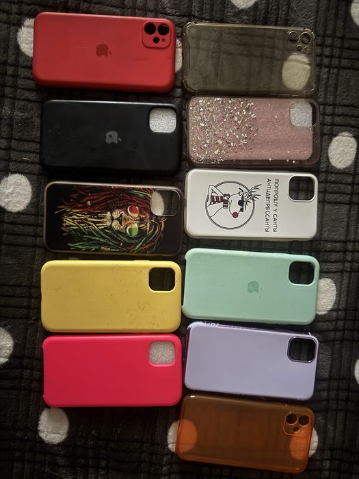 Чохли  на 11 айфон і також на 13 про макс