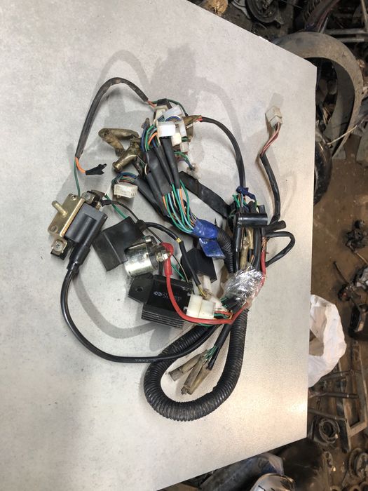 Проводка альфа, запчастини дельта, проводка вльфа 110куб, релбшки альф