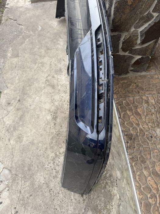 Решітка та губа на Passat B8 європа