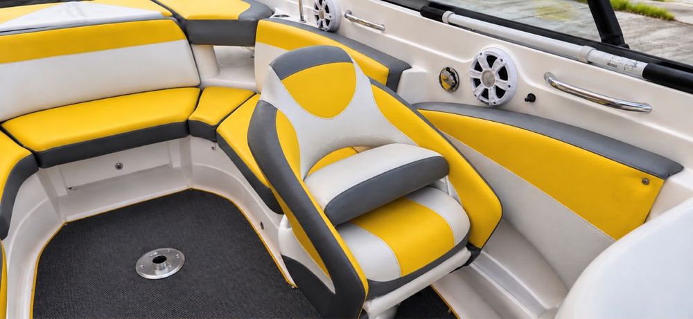 Rinker 246 Captiva Barco Bowrider