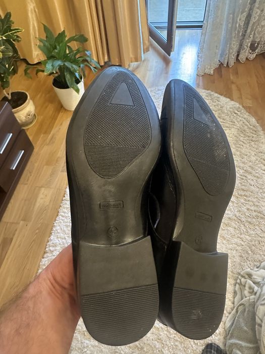 Продам чоловічі туфлі