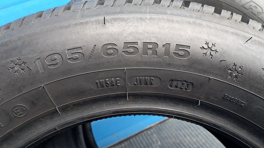 195/65R15 91T Dunlop Winter Response 2