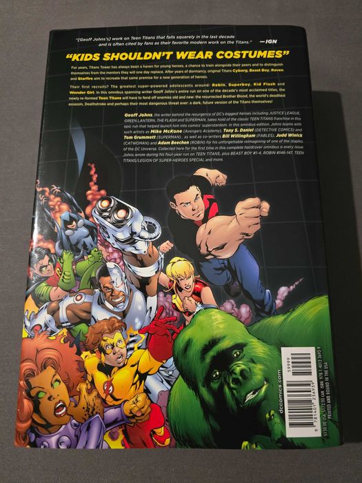 Teen Titans by Geoff Johns Omnibus