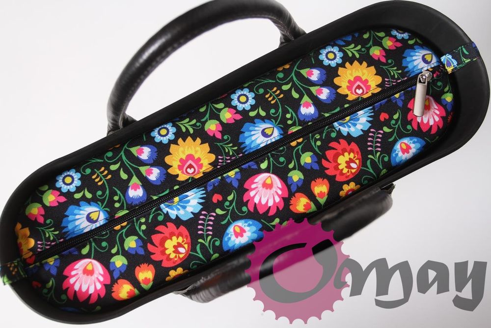 Czarny organizer do OBAG STANDARD folk kwiaty 2 kieszenie wkład OMAY