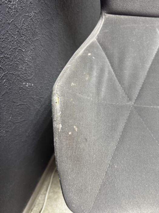 Стільці для майстра манікюра