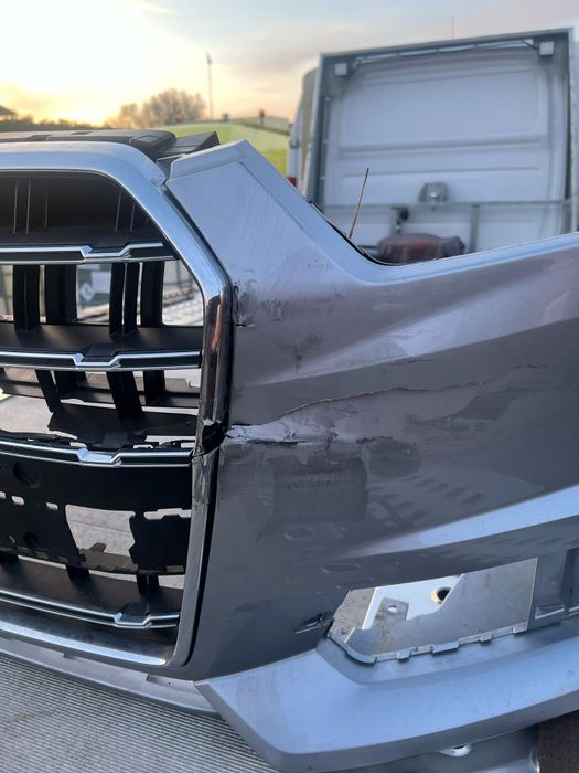 Zderzak Audi A 6 C 7 Lift 4x PDC S-Line + Lampa