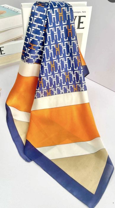 Nowa Ala jedwabna apaszka chusta 70 x 70