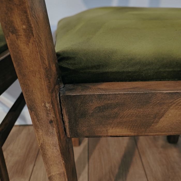 Krzesła Gościcińska Fabryka Mebli retro antyk renowacja krzesło drewno