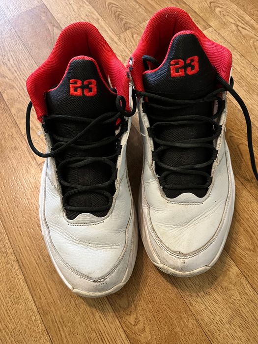 Кроссовки Jordan Max Aura 3 42,5