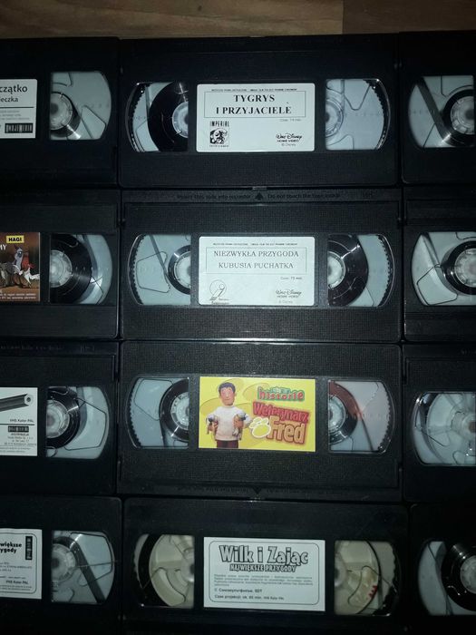 Sprzedam kasety VHS oryginalne