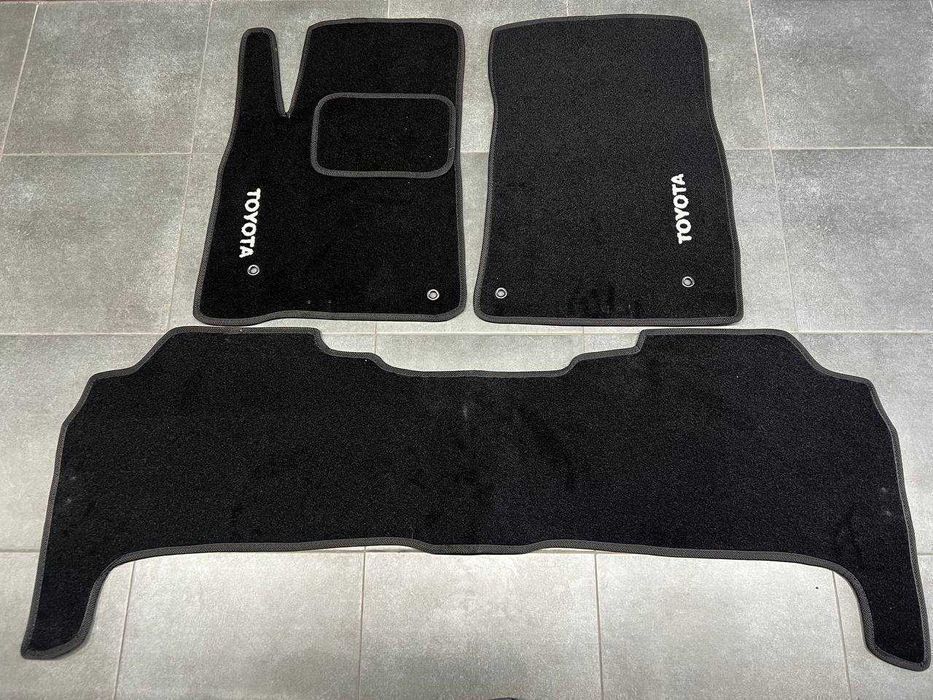 Ворсові коврики в салон Тойота Land Cruiser/Avensis/Venza/Highlander