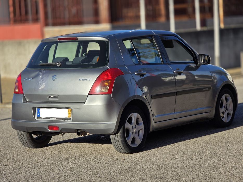 Suzuki Swift 1.3 DDIS 2006 Em Perfeitas Condicoes — photo 4