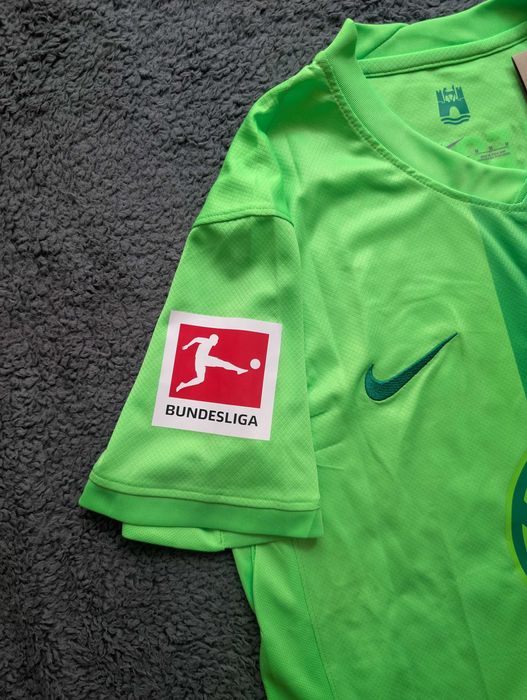 Koszulka Wolfsburg 24/25 JAKUB KAMIŃSKI z autografem