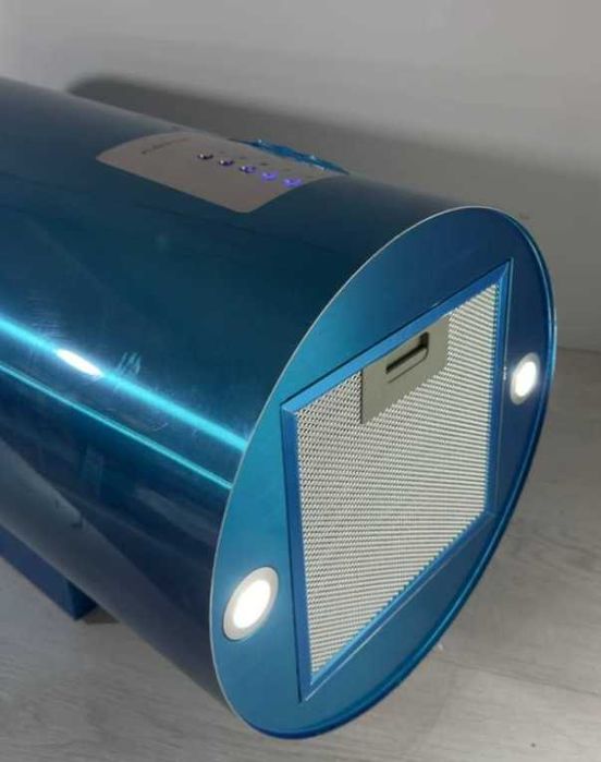 Витяжка циліндрична пристінна срібна Klarstein Barella