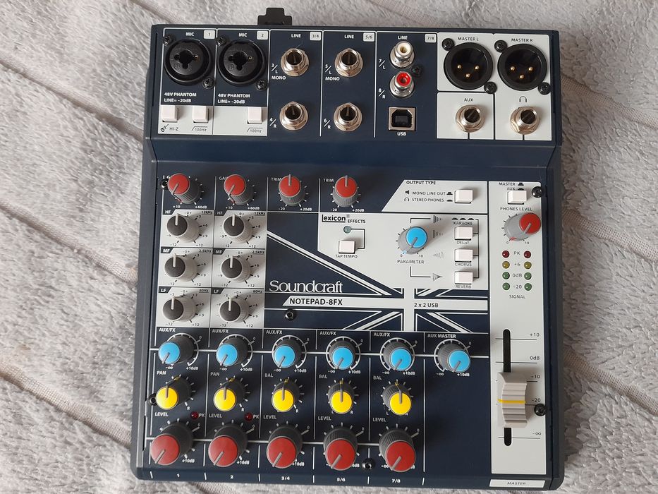 Soundcraft notepad 8fx
