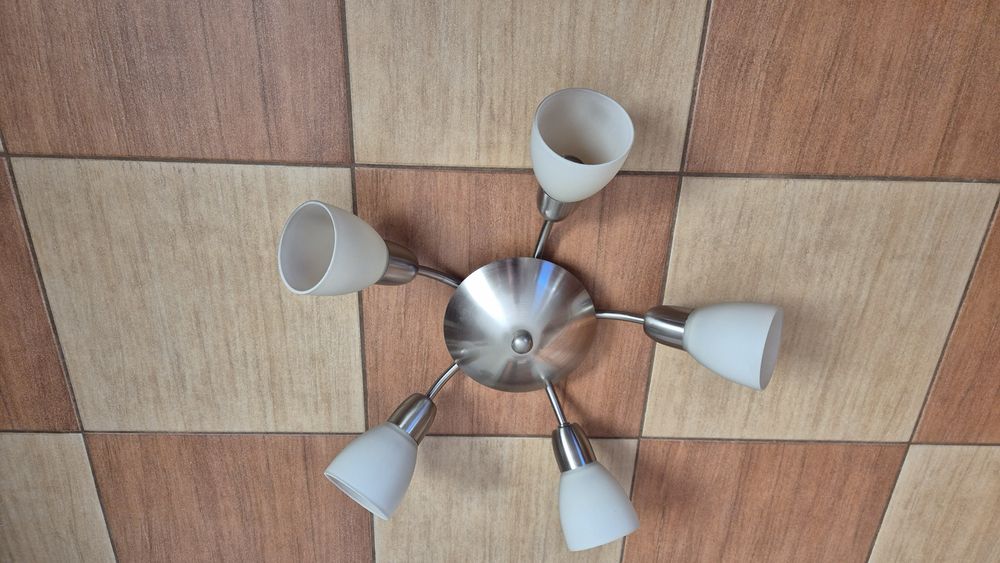 Lampa sufitowa żarówka gwint e14
