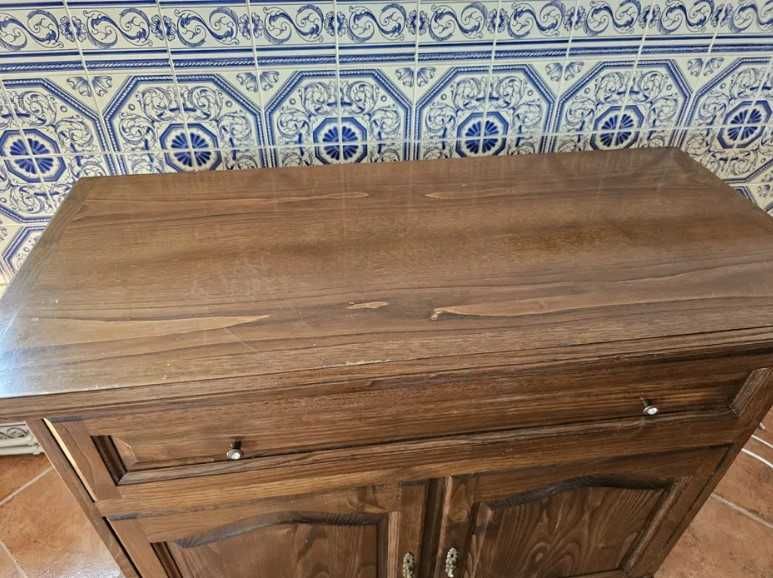 Móvel TV em bom estado