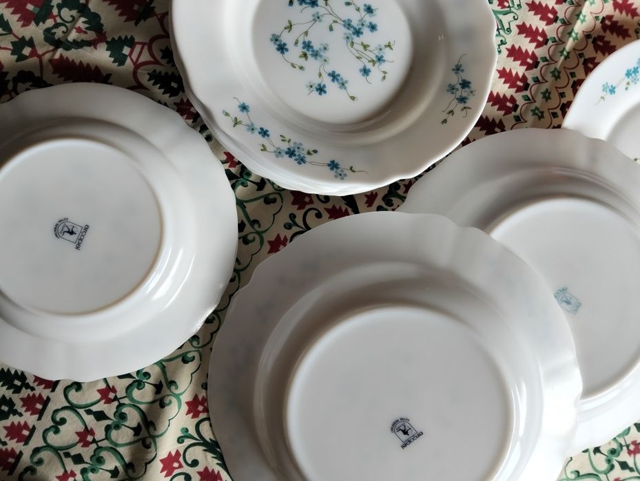 Vintage Dinner Set453714358064926723