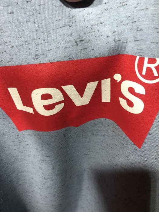 Класний костюм Levis