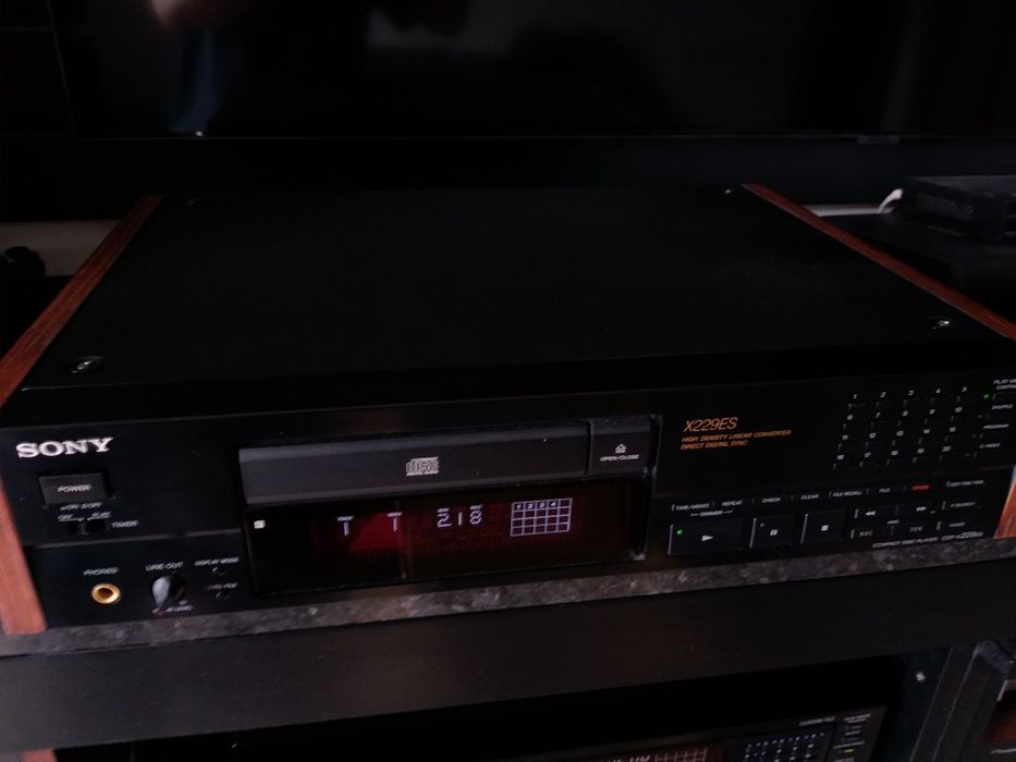 Leitor de cd Sony CDP X229 ES